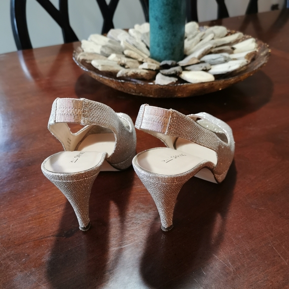 Glitter Heels - Picture 3 of 7